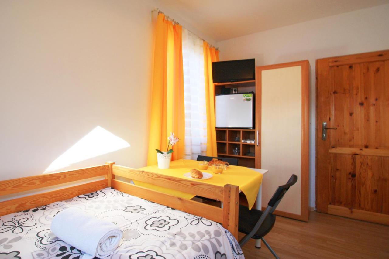 Bieszczadzki Brat Apartamenty Polanczyk Exterior photo